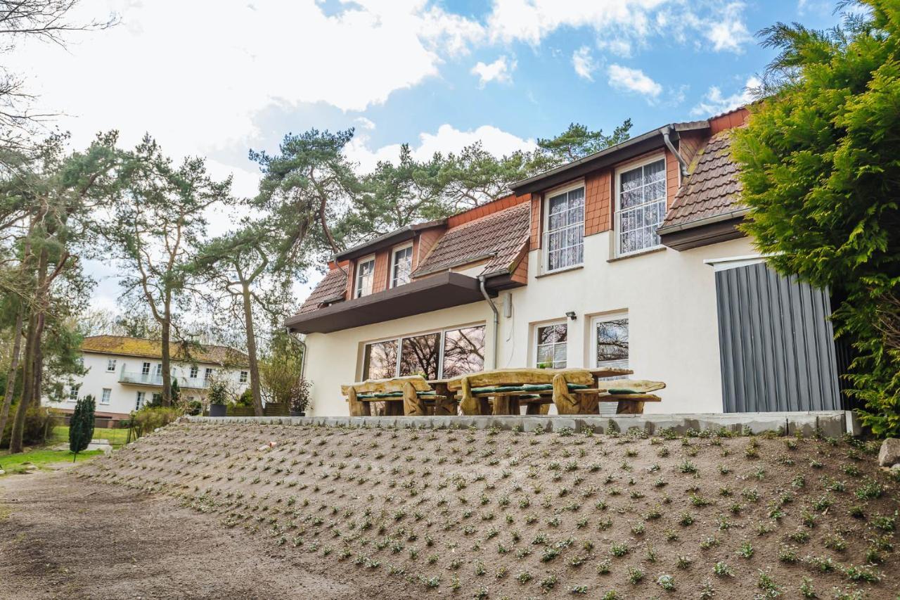 Xxl Ferienhaus Goldberger See - Sauna - 16 Personen Exterior foto
